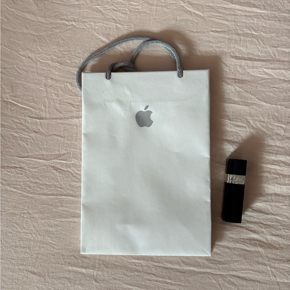 Authentic Apple White Gift Bag